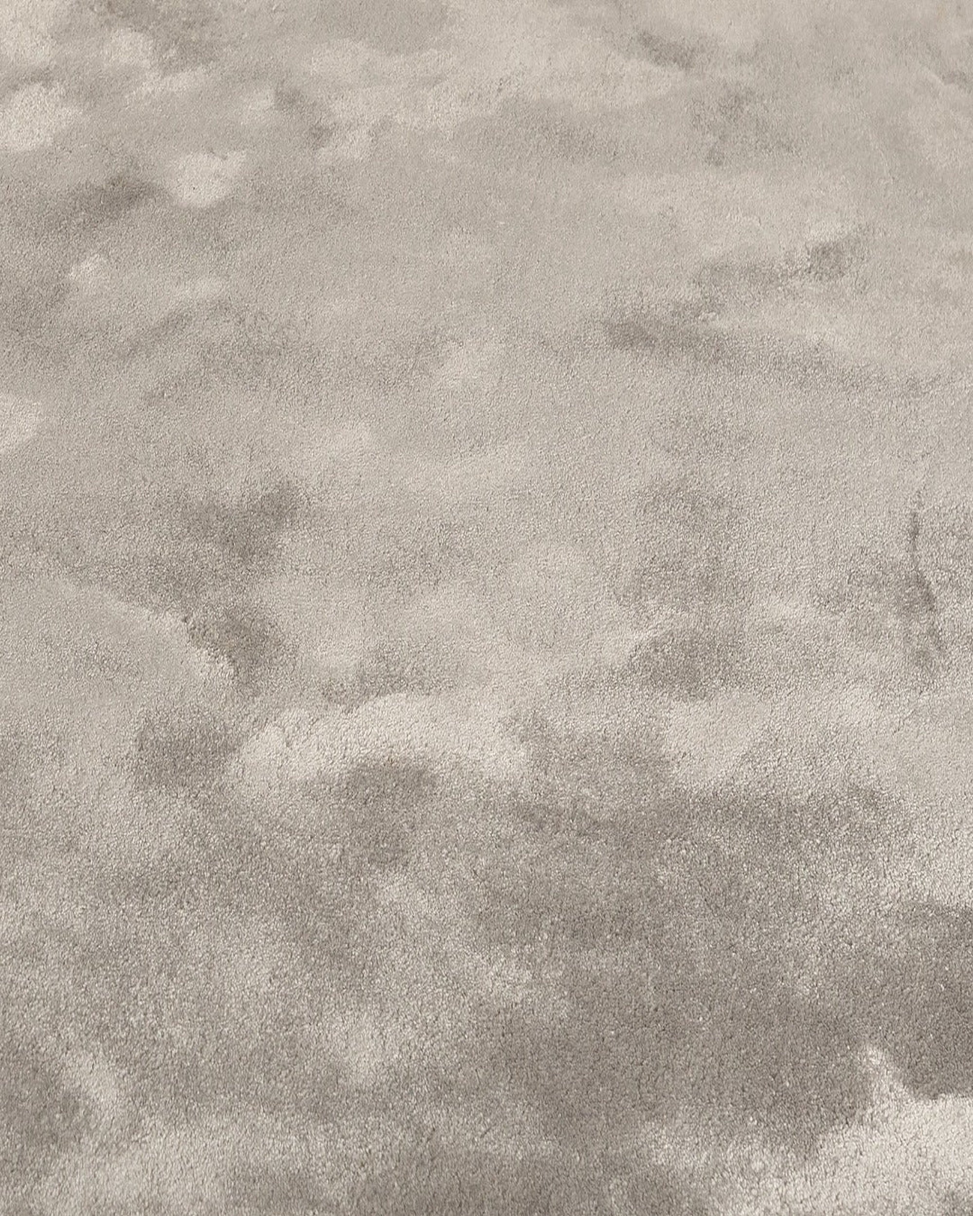 rugberry-abstract-silk-rug-cloud-gray-3