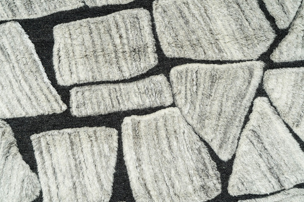 Ilk Wool Rug