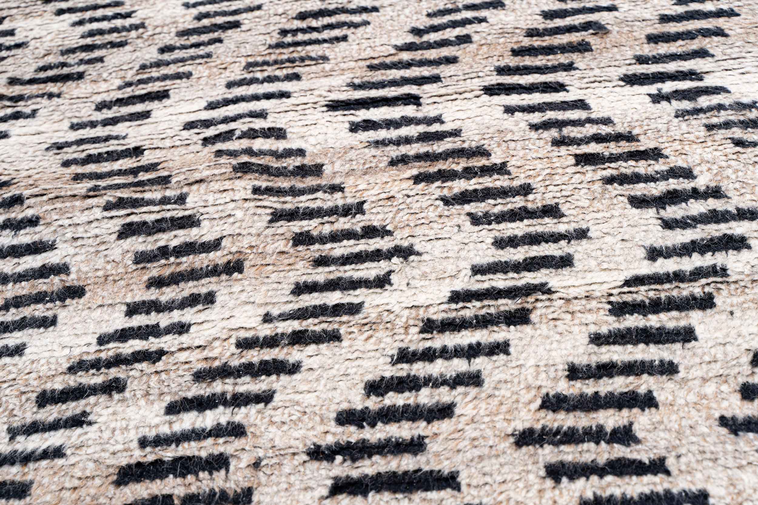 Sitio Hand-Knotted Wool Rug