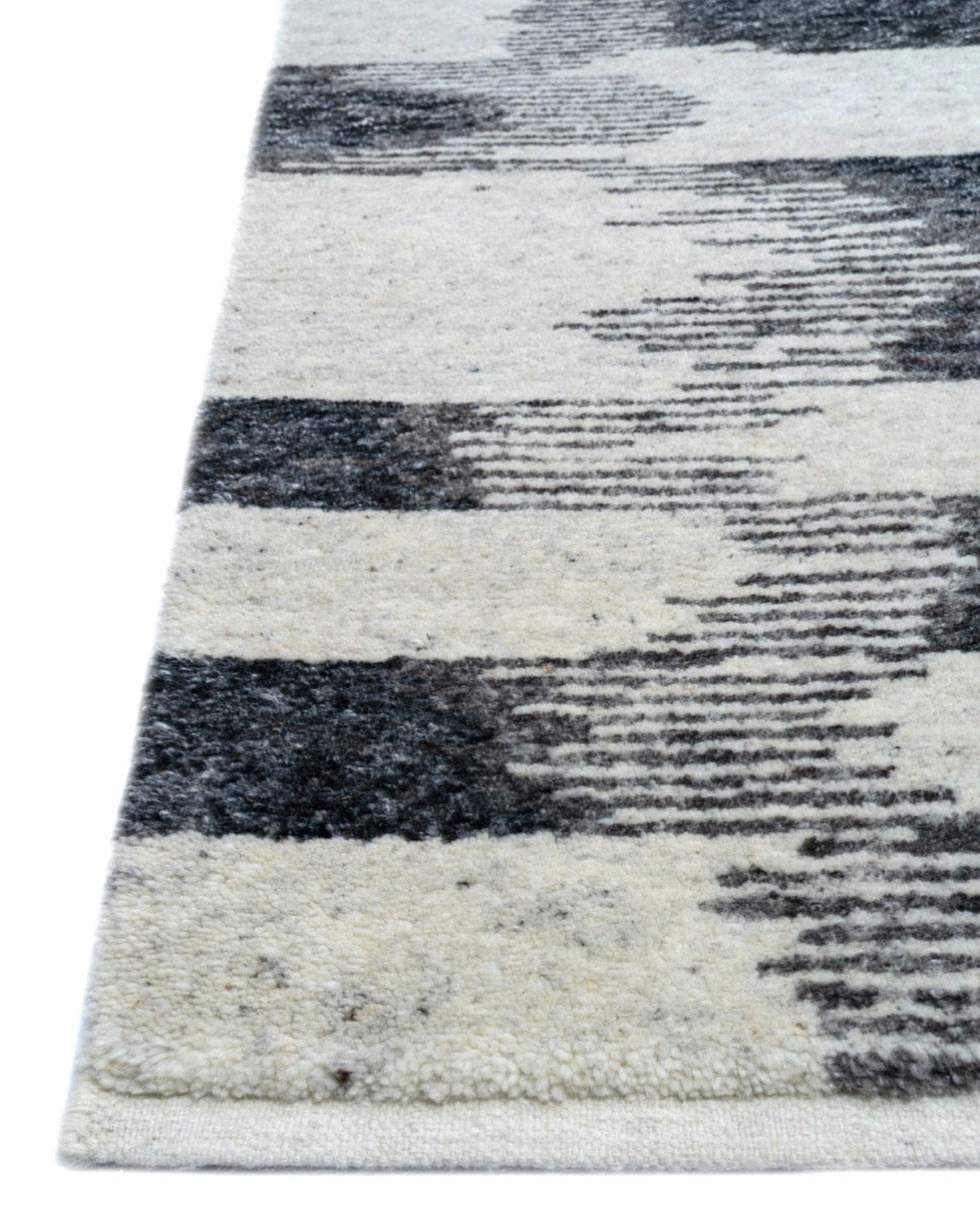 rugberry-crawford-hand-knotted-wool-rug-2